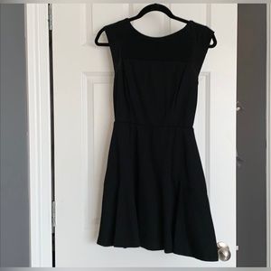 Banana Republic Women’s Short Sleeved Black A-Line Dress - Size 2P (Petite)